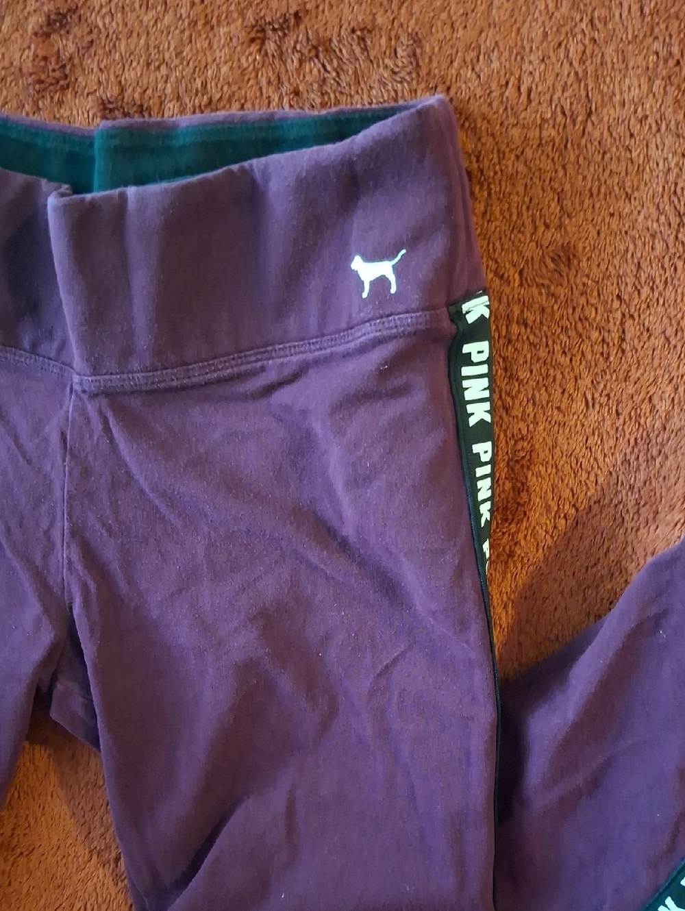 PINK Victoria's Secret Maroon Girls' Logo Trim Leggings - Picture 2 of 3